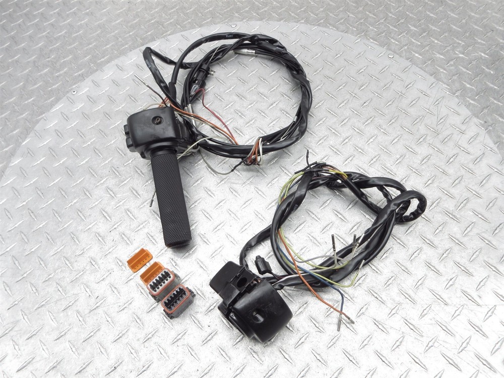 2000 Harley Davidson Road Glide FLTRI Left Right Handle Switch Throttle Control