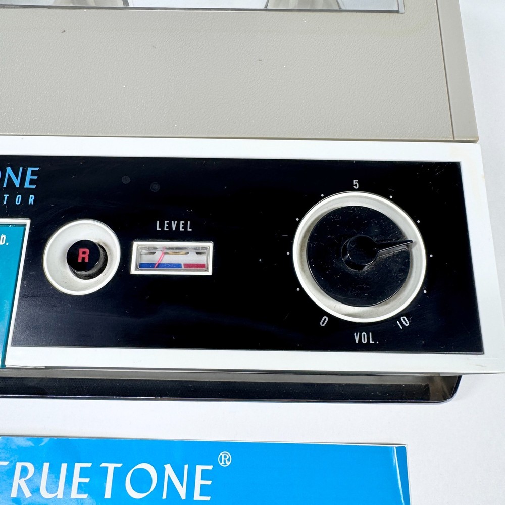 Truetone 6 Transistor MCM Tape Recorder 4DC7667 w/ Dynamic Microphone w/Box