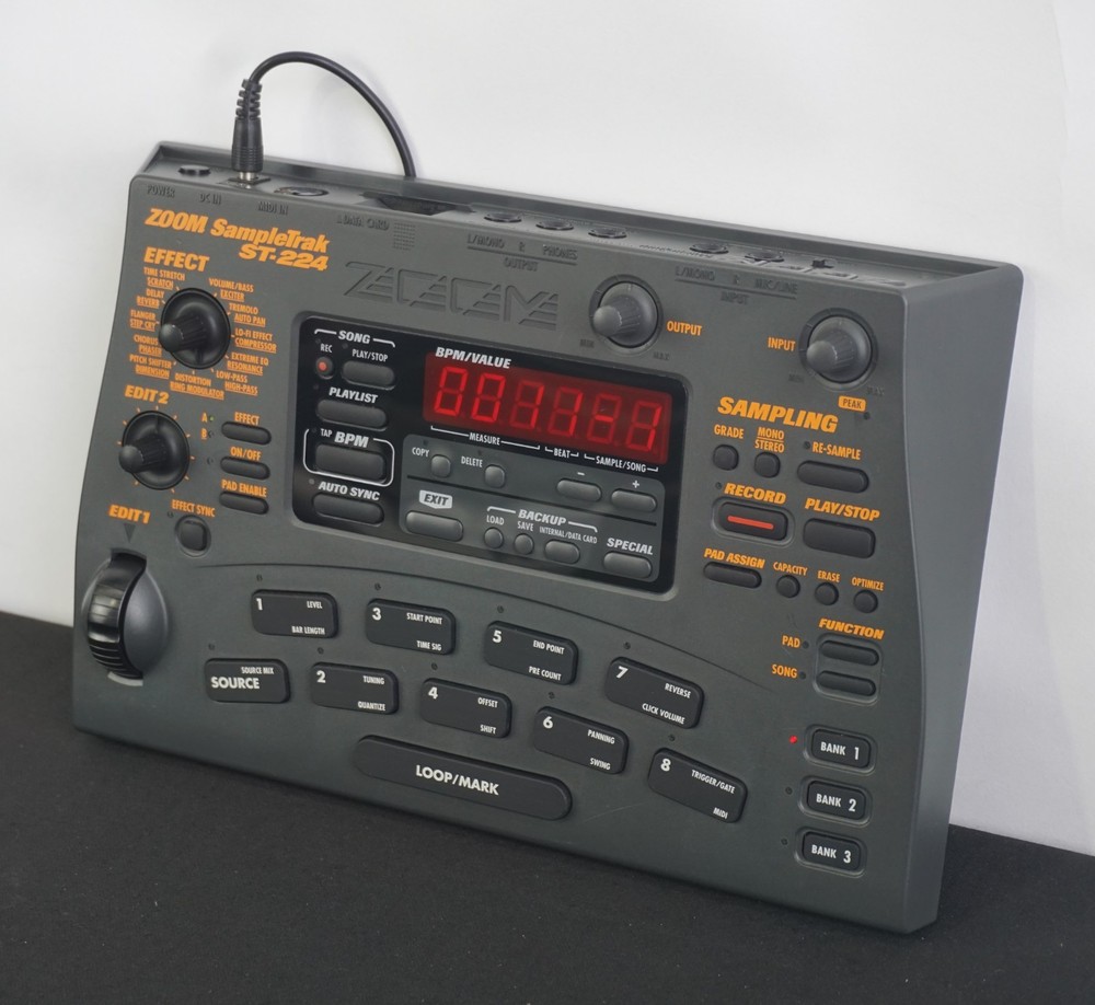 Zoom ST-224 SampleTrak Drum / Groove Machine & Sampler