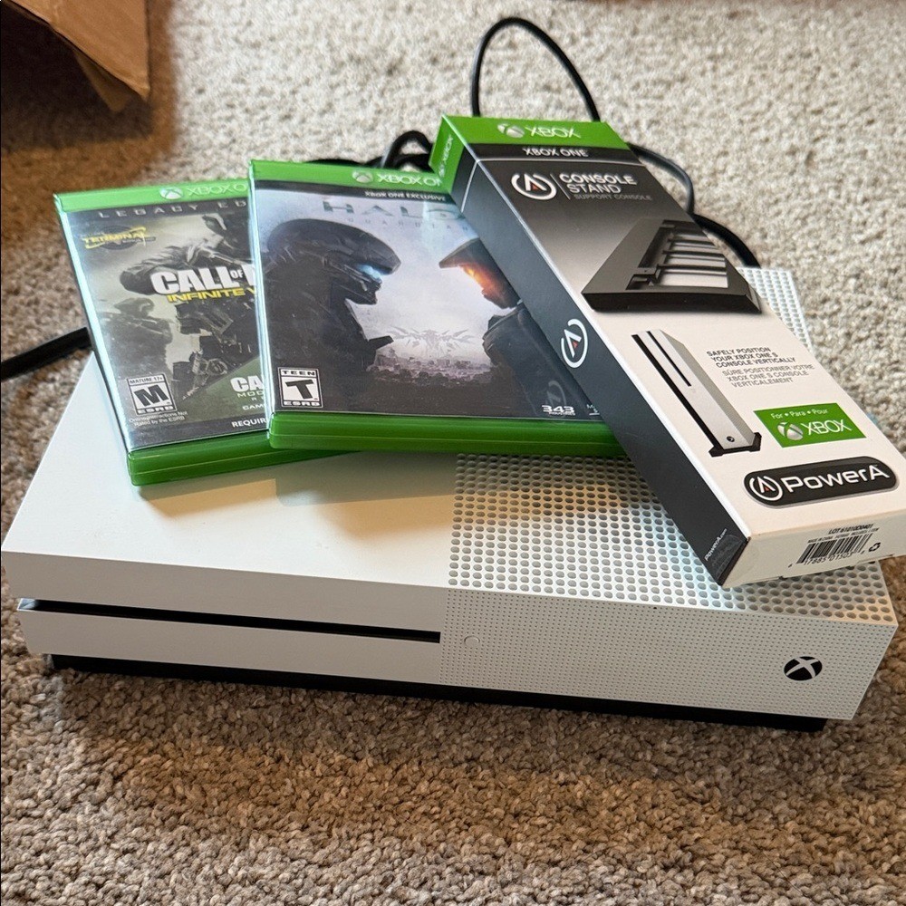Xbox White Console with Game Bundle