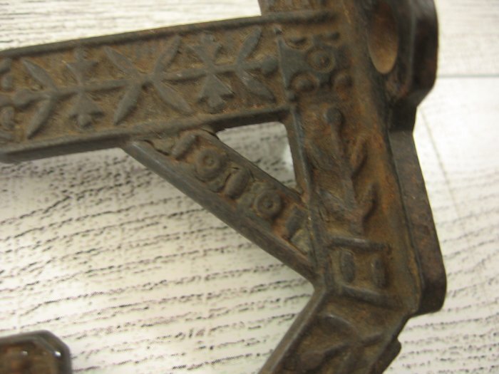 Antique Victorian Cast Double Coat & Hat Hook Wall Mount Embossed