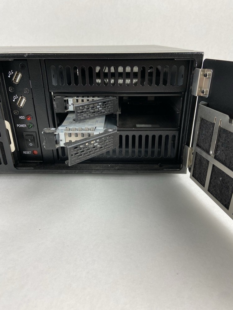 General Technics Silent 3U Rackmount Server Chassis Antec EA-500D 500W PSU