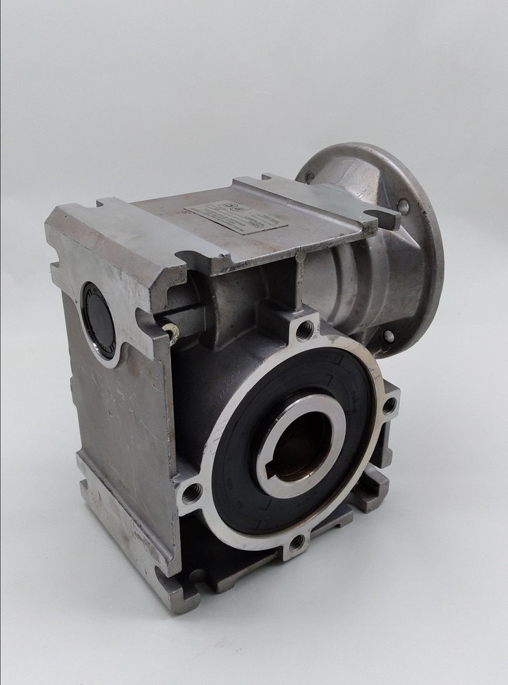 Paper Converting Machine 102654 Right Angle Gear Box, Ratio 10:1