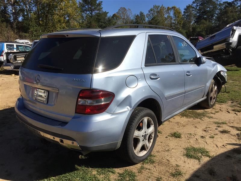 ML320 2008 Fuse Box Cabin 6897
