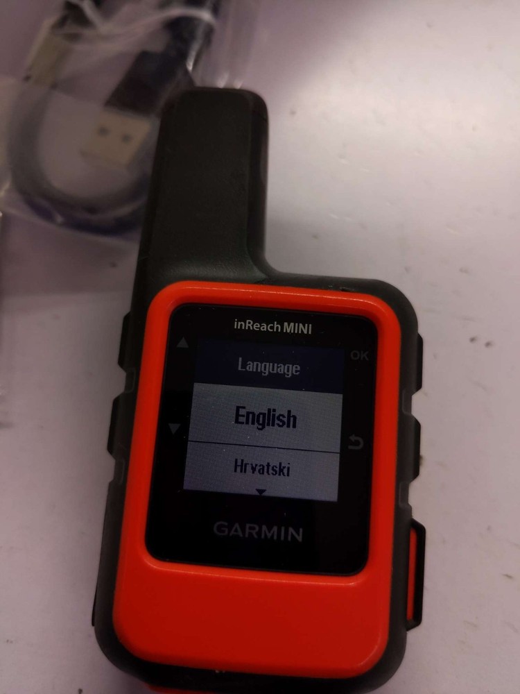 Garmin inReach Mini Satellite Communicator – Open-Box -USB Cable Replaced