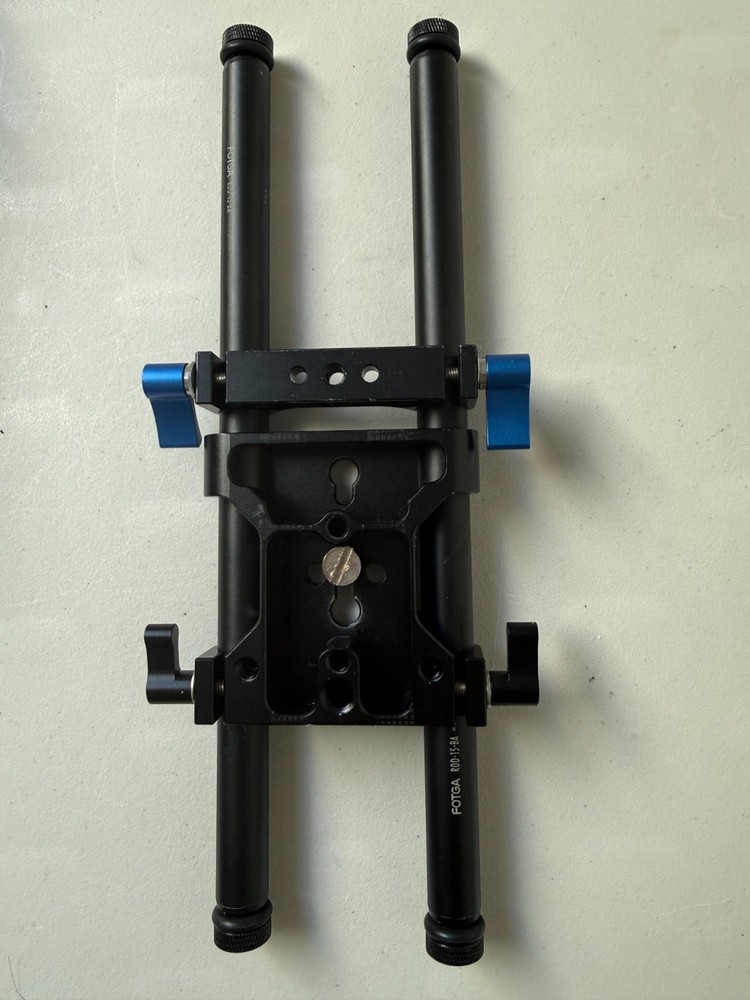 FOTGA DP500 II DSLR 15mm Rail Rod Base Plate Support System