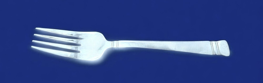 Oneida LINEAR Stainless - Dinner Fork 7 3/8"