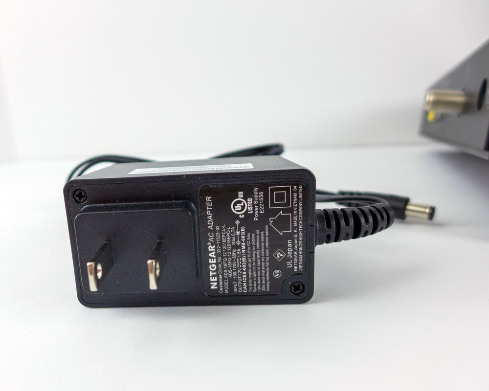 Netgear Nighthawk CM3000 Cable Modem DOCSIS 3.1