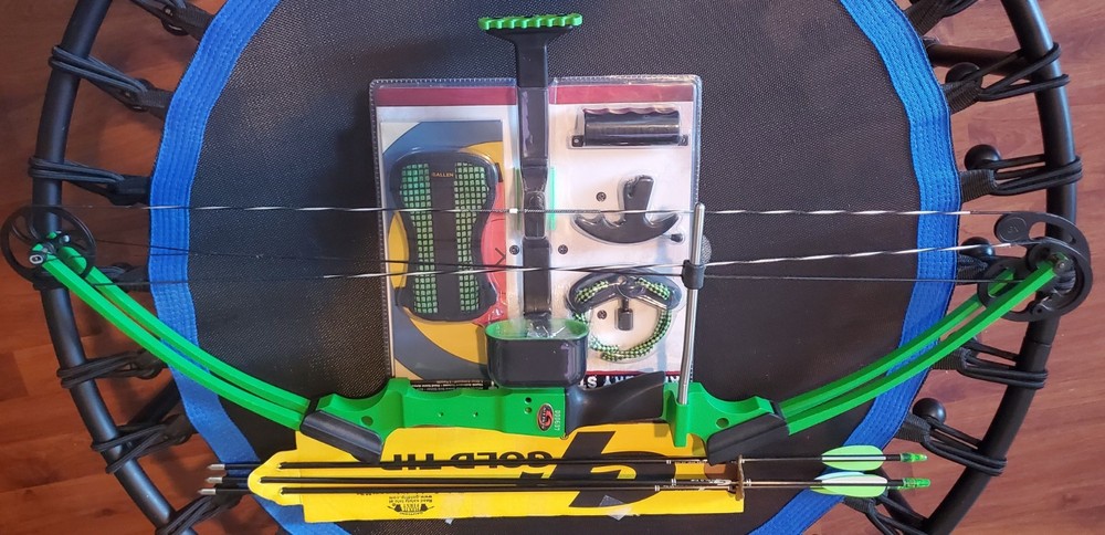 Loaded Genesis by Mathews Compound Bow - LH - 20# Max Variable Draw Length