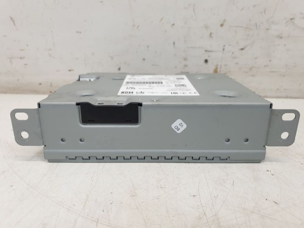 Radio/Navigation Combination This Radio Requires A CODE, CODE