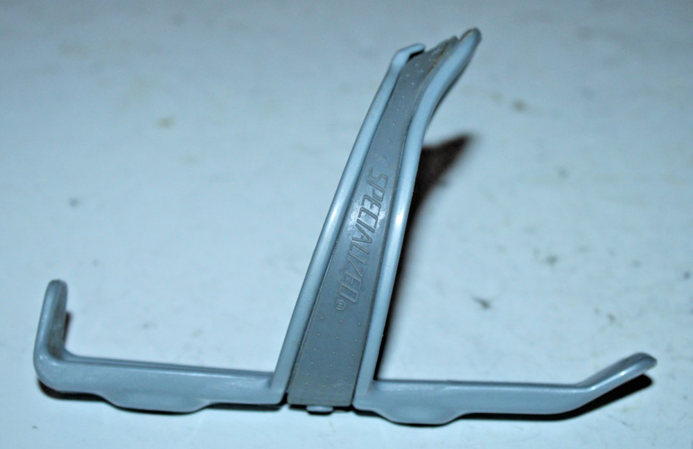 Specialized Rib Cage Bottle Cage Flat Gray Plastic Commuter Cafe Java Road Tour~