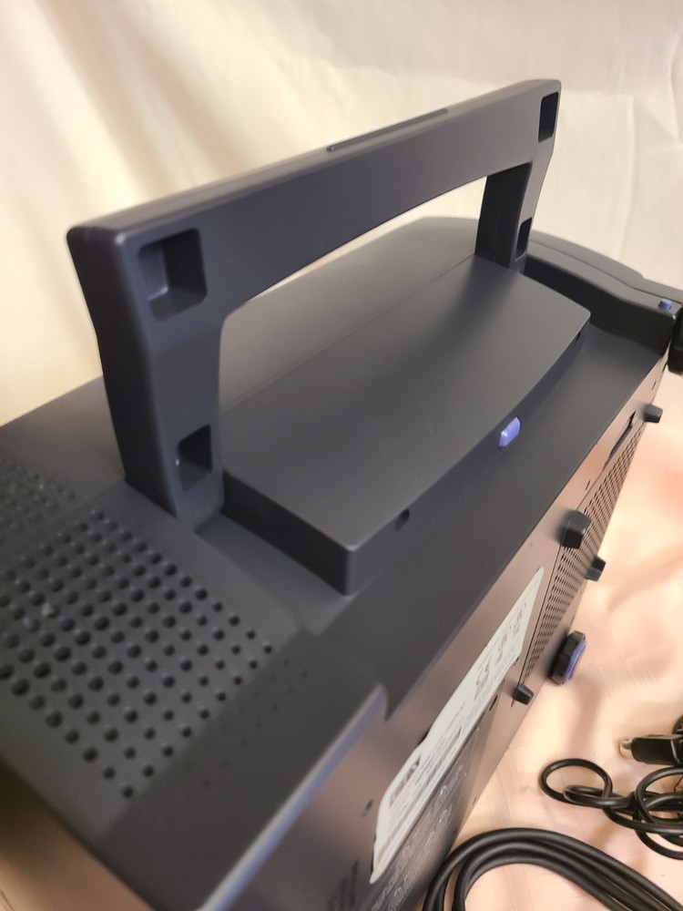 CTX EZPRO 600 Projection LCD Display With Complete Case & cables