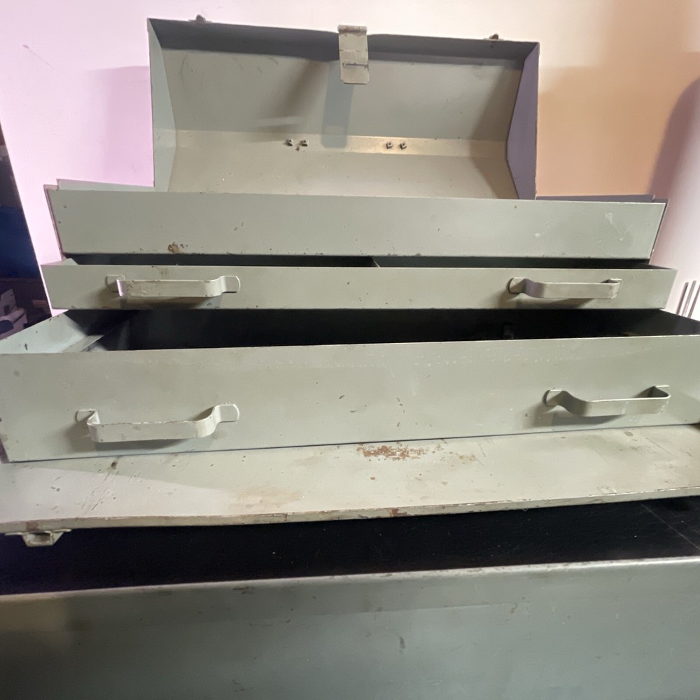 Vintage Snap On Tool Box With Misc. 20 Pc. Socket Tool Set