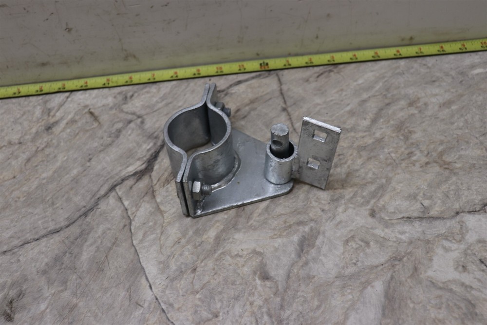 Rolling/Sliding Gate Latch: For 1-5/8" & 1-7/8" (2") Chain Link Gate Pipe Sizes