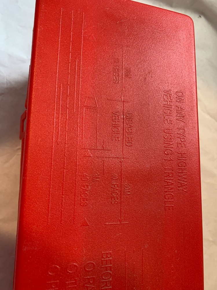 Triangle Reflector Warning Kit