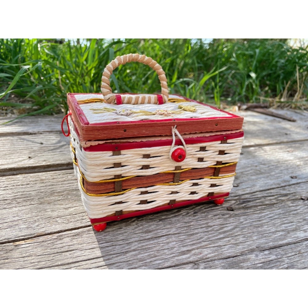 Vintage raffia straw Small Sewing Box Retro Red