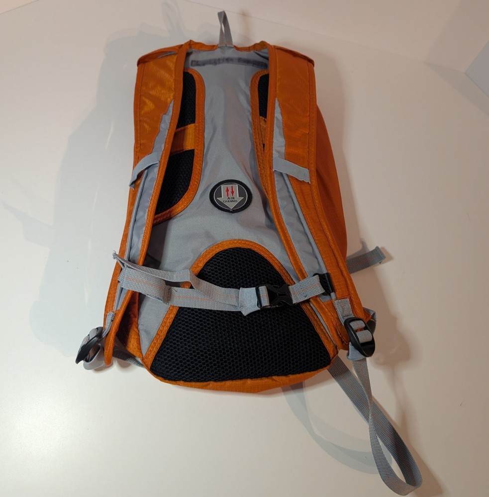 Kelty Ridgeway Hydration Pack Orange Sawnee Ultralight Backpack 2L, NO BLADDER