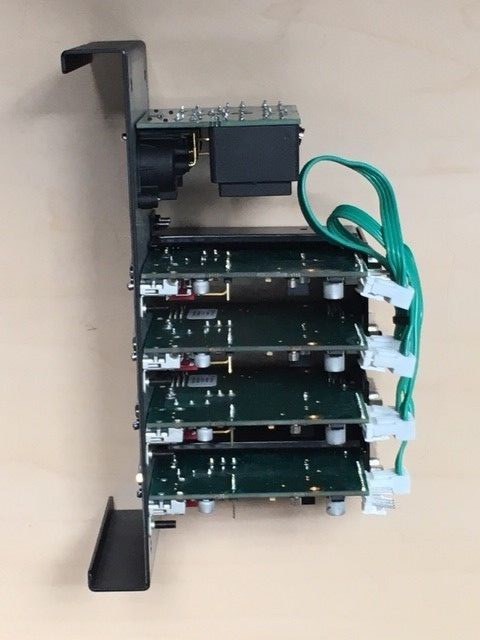 Green Hippo video server v4 Boreal DVI, switchable backplate