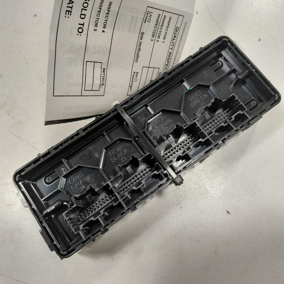 Temperature Control Module Fits 22-25 Chevy Trailblazer