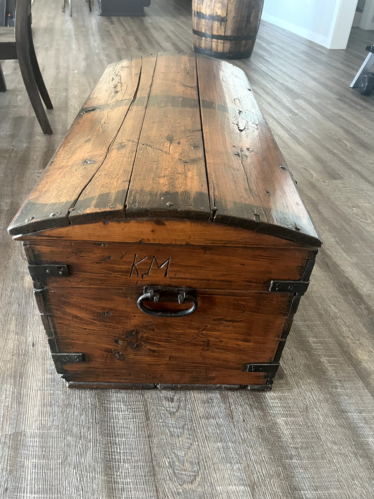 1830 Immigrant Trunk- dome shaped