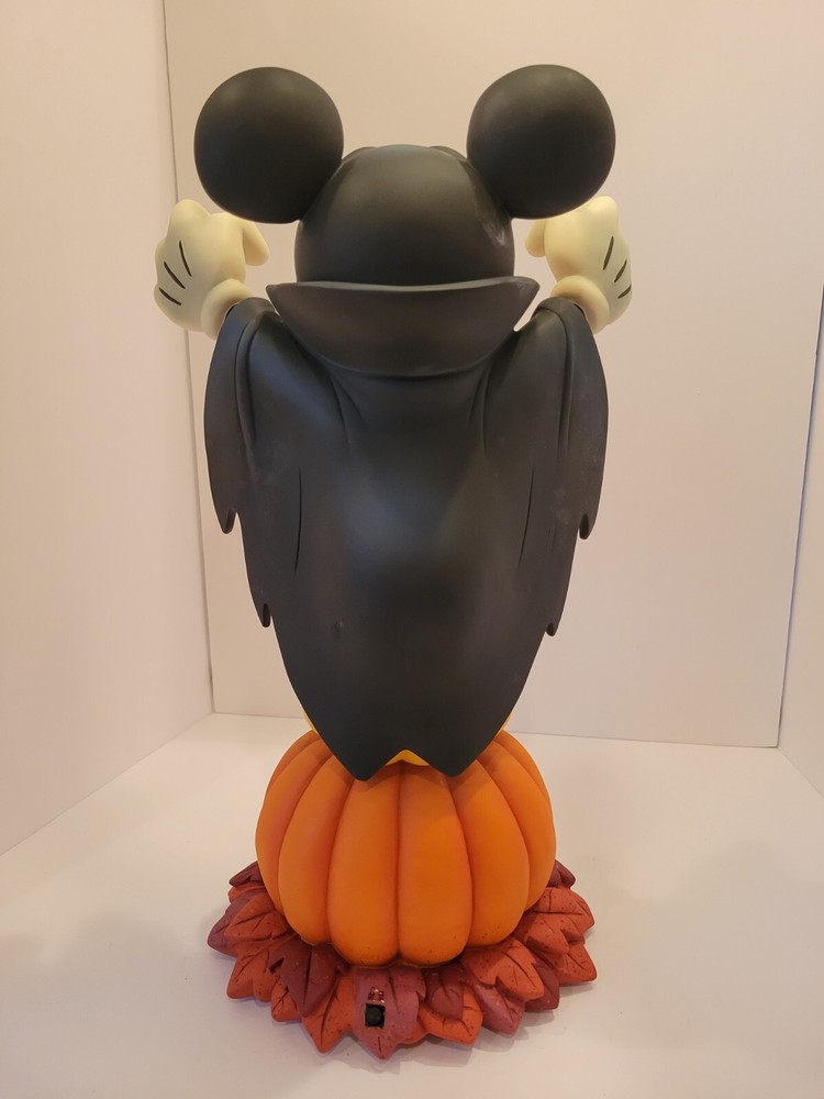 Disney Halloween Vampire Dracula Mickey Mouse Light Up Original Packaging