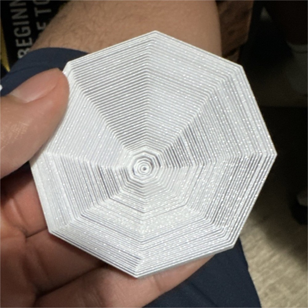 White Plastic Geometric Shape Finished Smooth Lumber