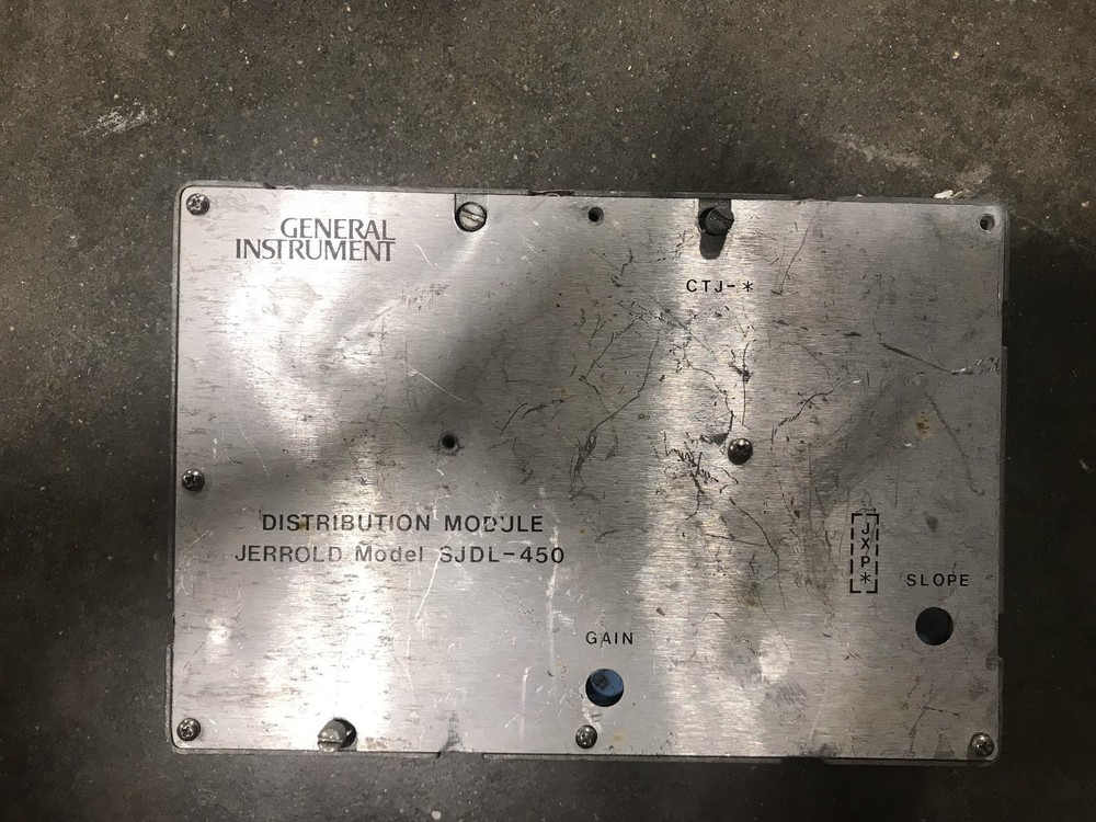 GENERAL INSTRUMENT SJDL-450 AMLIFIER