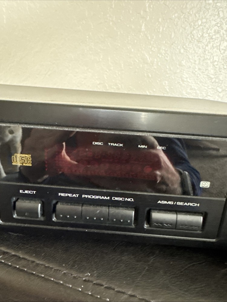 RCA 6 CD Changer 9300 Professional Series