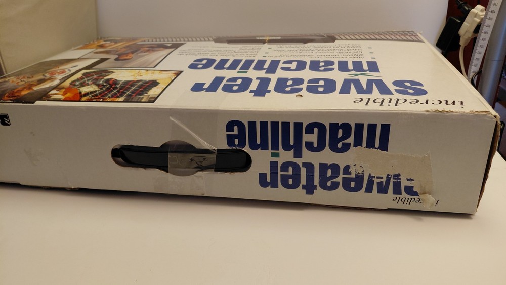 Bond INCREDIBLE SWEATER MACHINE Knitting Vintage - Complete