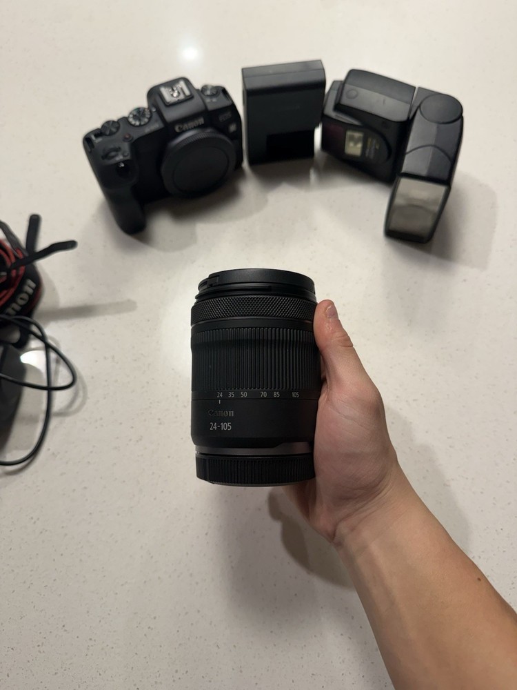 Canon EOS R Full Frame Camera Bundle with 24-105 Lens and Promaster Flash