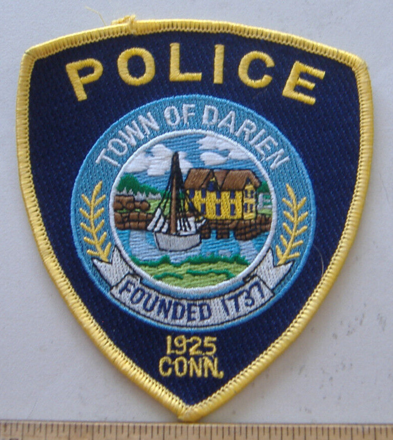 DARIEN  CONNECTICUT  POLICE FABRIC   PATCH