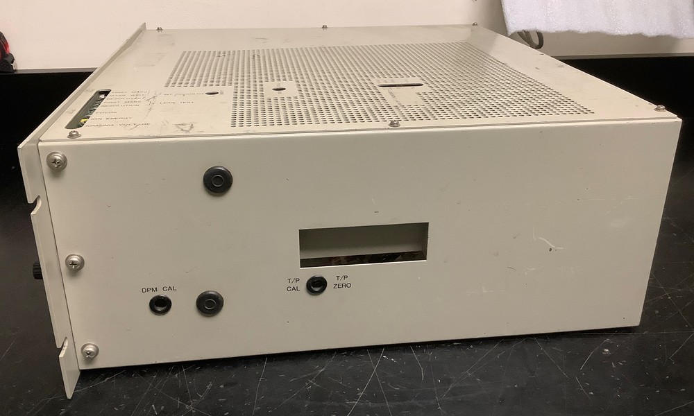 Varian Quadrupole Gas Analyzer 978-1000