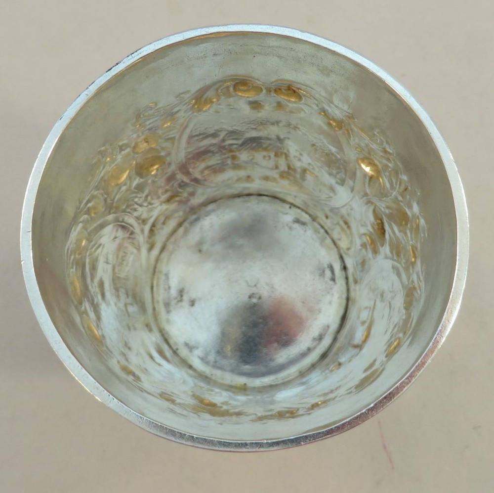 German Solid Silver Repousse Beaker Leipzig c. 1700 Schmidt Becher um 1700