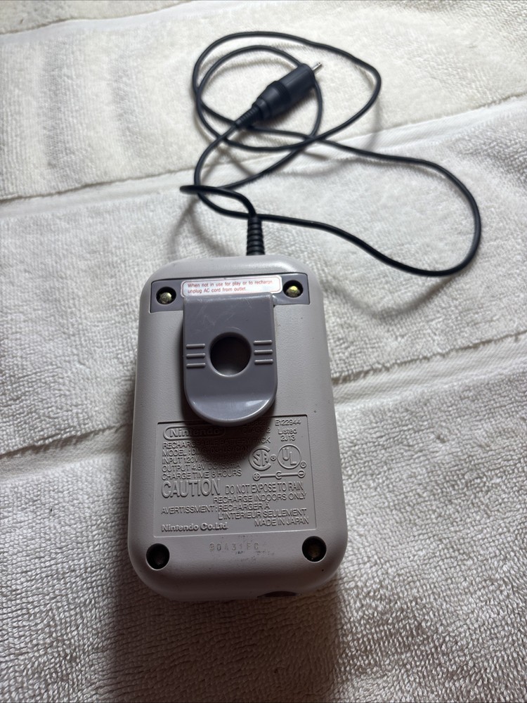 Nintendo Game Boy Rechargeable Battery Pack Power Adapter
