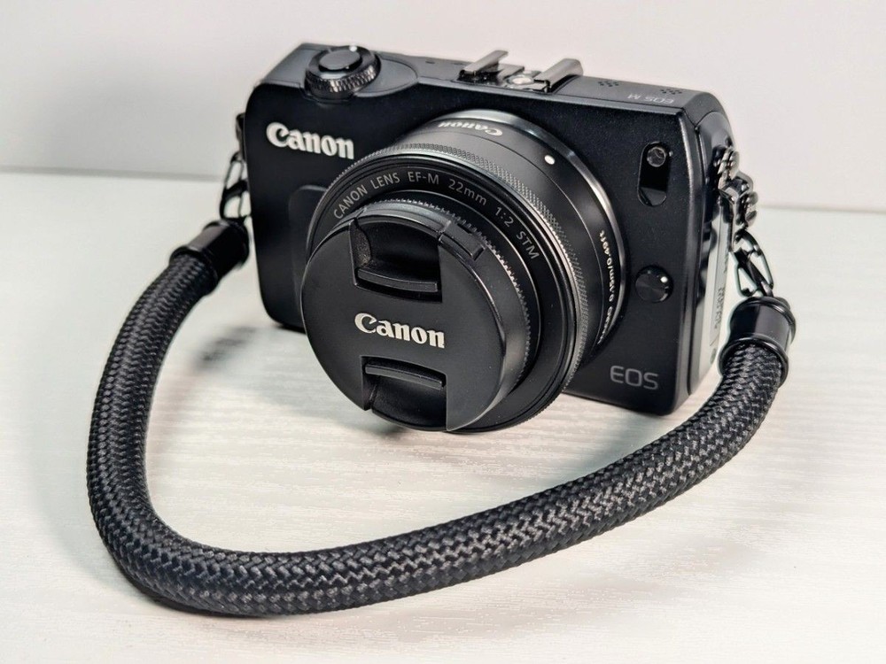 Canon EOS M ＋ EF-M 22mm F2 STM