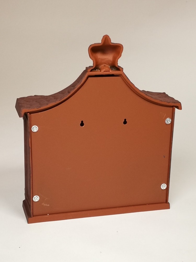 Victorian Wallmount Locking Mailbox