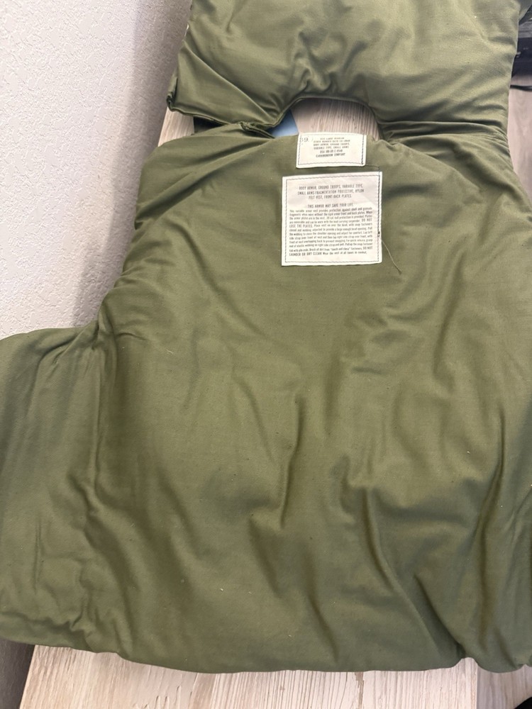 Vietnam Variable Body Armor New In Original Box Large Regular