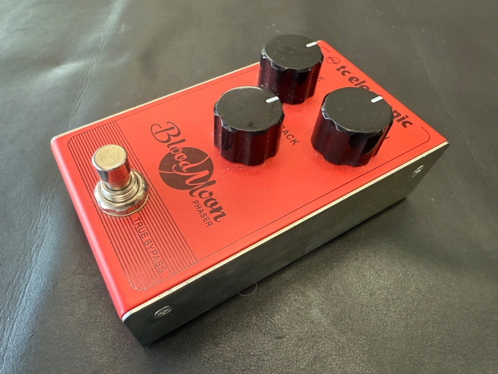 TC Electronic Blood Moon Phaser Effect Pedal- Pre owned