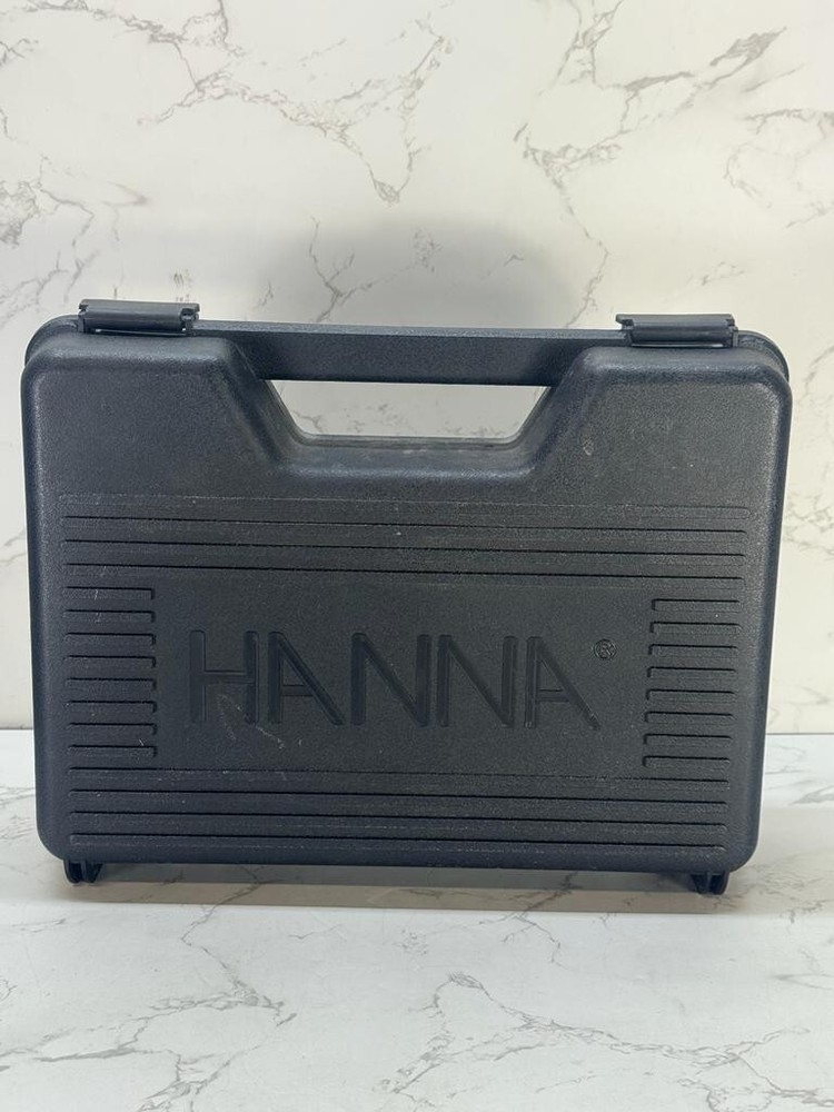 Hanna HI9124 Portable Waterproof PH Meter