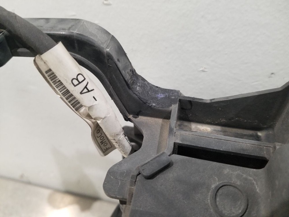 21 FORD BRONCO LOWER AIR SHUTTER 2.3L