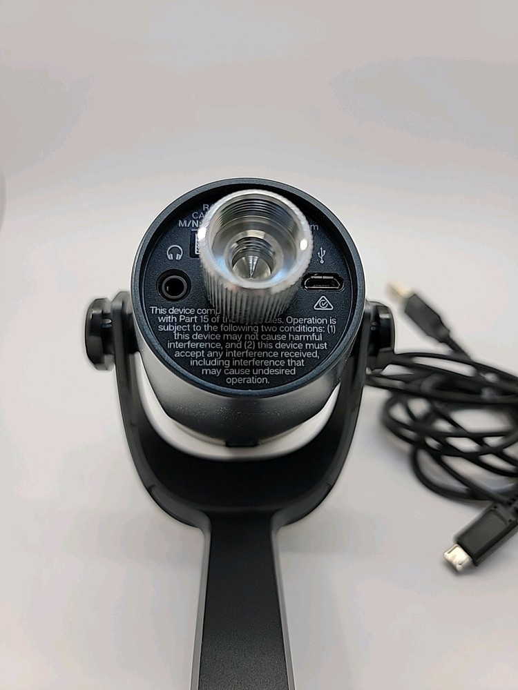 BLUE YETI Podcasting USB Wired Microphone With Adjustable Stand Headphone Jack