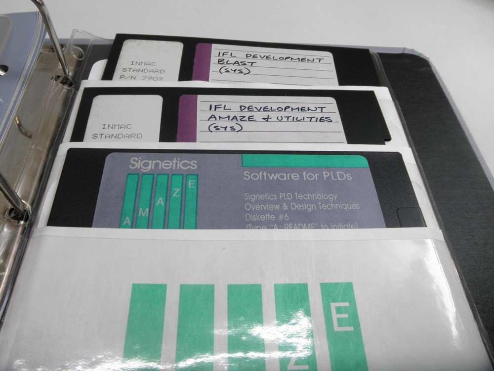 Signetics AMAZE PC/MS-DOS Software for Programmable Logic Devices Release 1.6