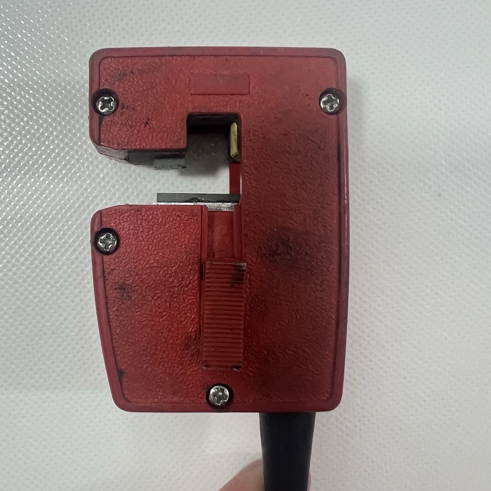 Snap On MT1261A - Tach/Advanced Digital Timing Light W/ Case UNTESTED