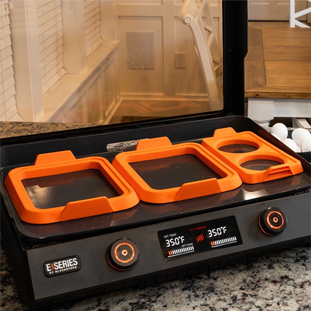 Silicone Circle Egg and Square Omelet Ring Set in Orange Kitchen Tools, 3-Piece