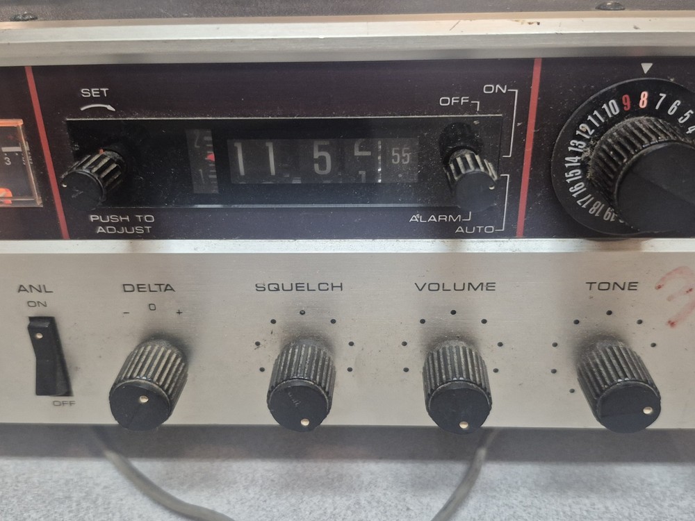Courier Conqueror II CB Solid State Transceiver TESTED