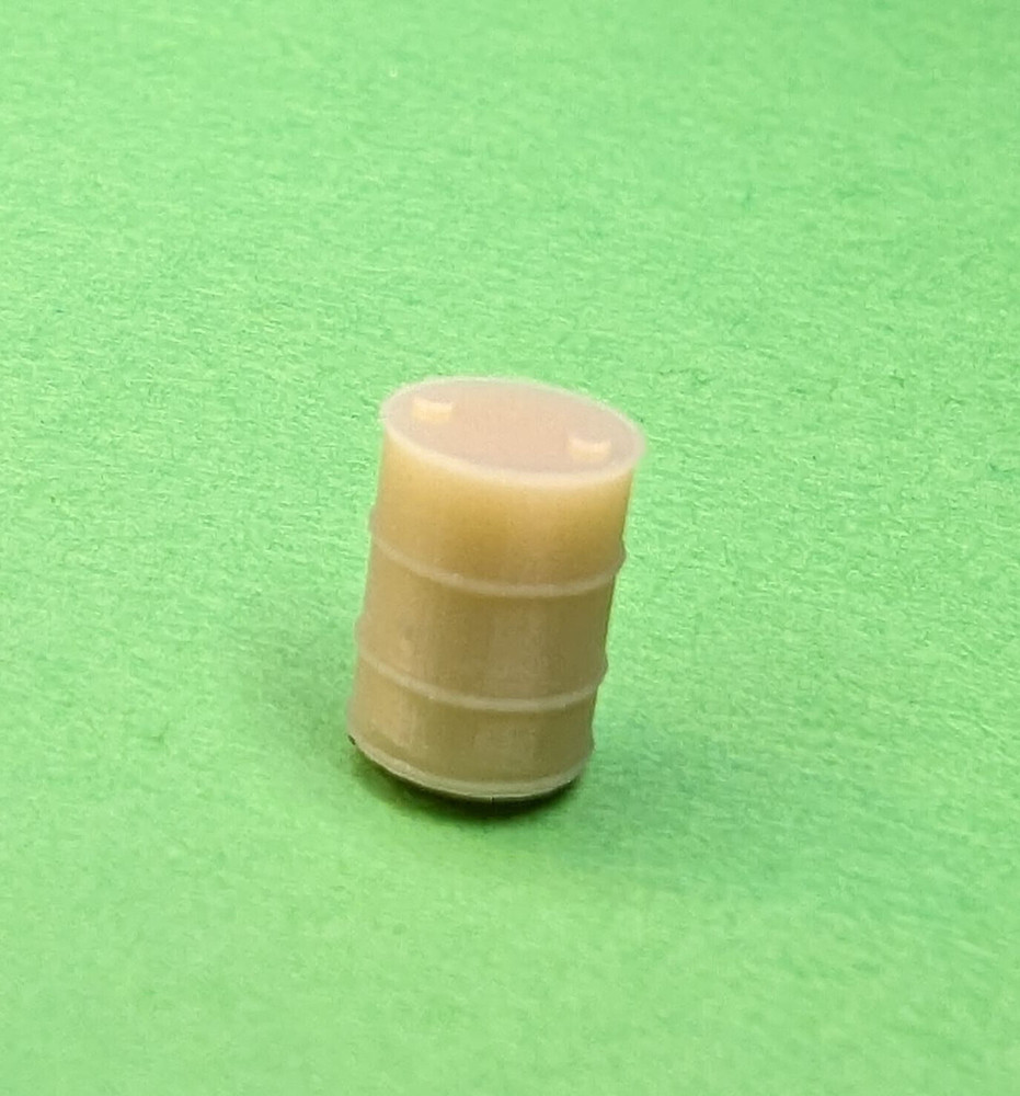 HO Scale 55 gallon barrels drums