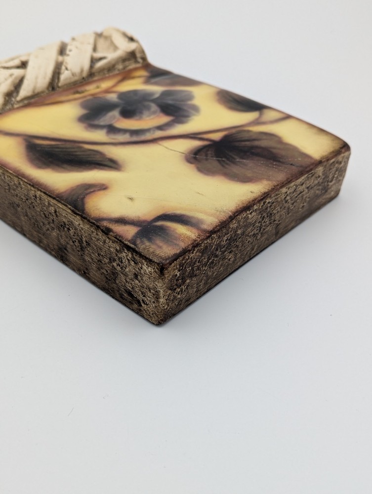 Sid Dickens T-239 Rococo Retired Memory Block Tile 2010