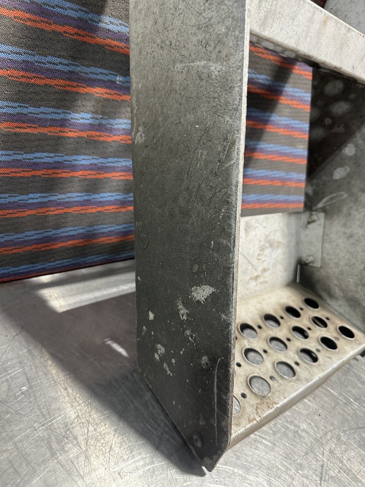 Kenworth T800 FRAME STEP 3706759
