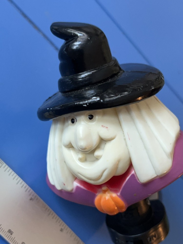 Vintage Witch Halloween Night Light On/Off Switch