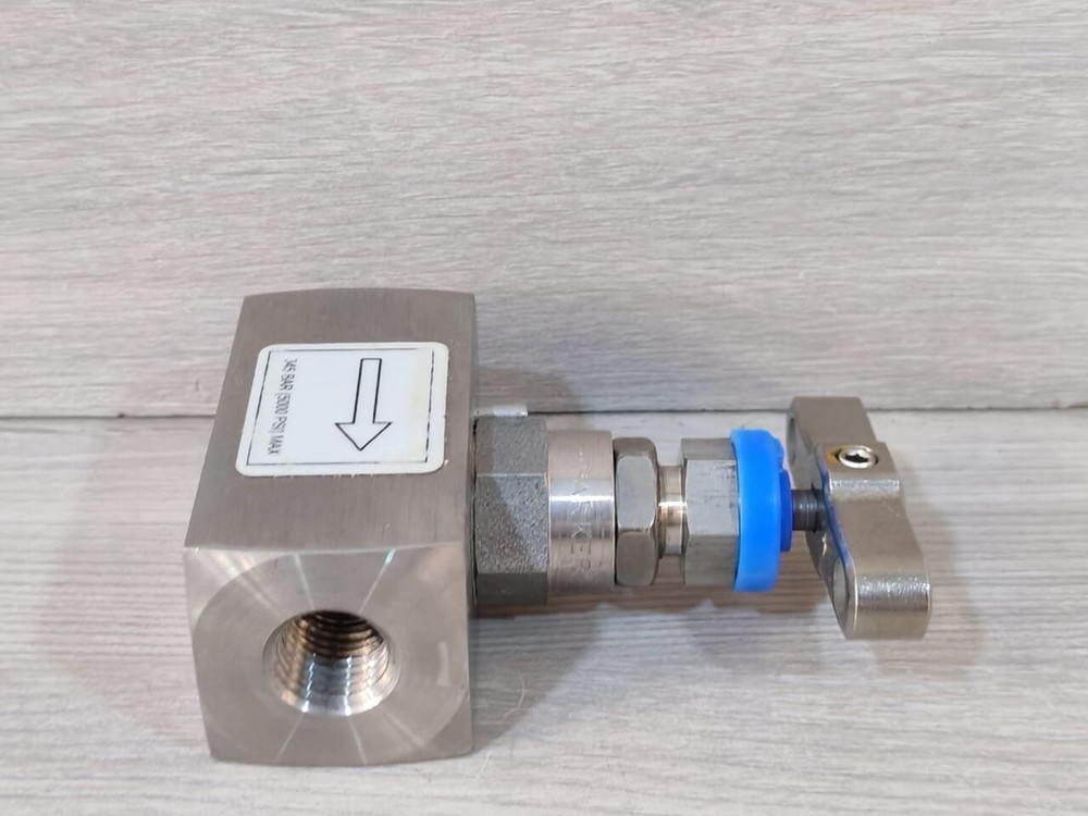 PARKER HNVM4FF BS NEEDLE VALVE -MONEL